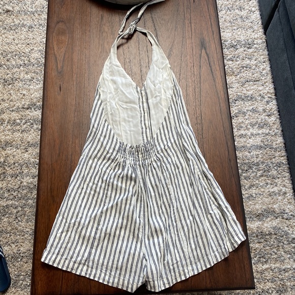 Urban outfitters halter romper - Picture 2 of 3